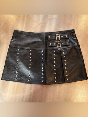 Black Faux Leather Studded Mini Skirt w/ Buckle Detail | Y2K Cosplay Festival